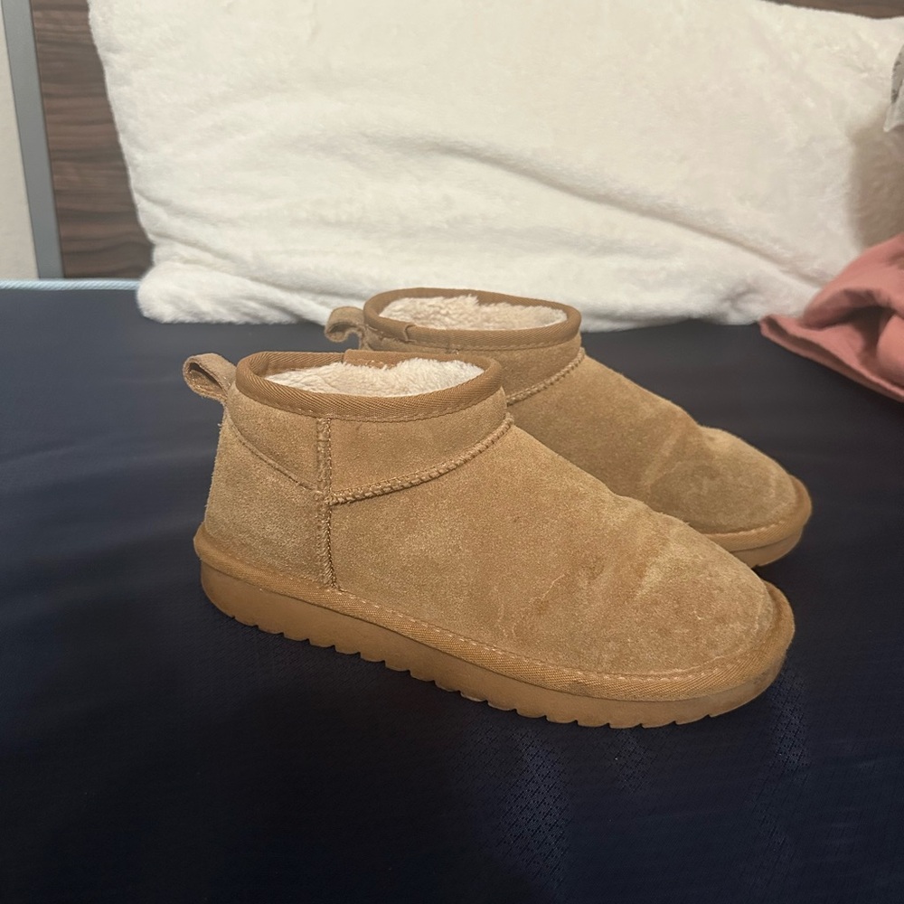 Cozy Tan Ugg Boots (will be cleaned up)